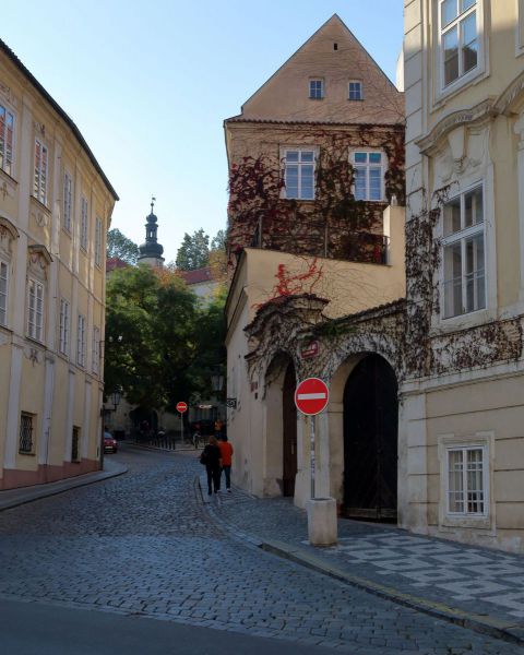 les rues calmes de Mala Strana